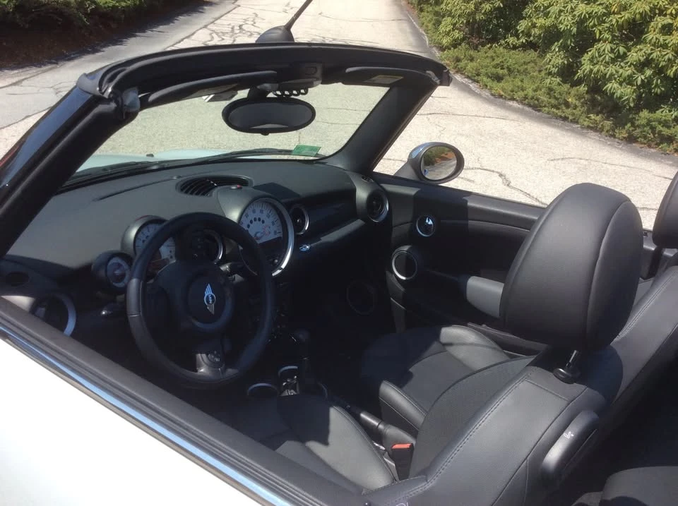 2011 Mini Mini 2nd Gen - Image 3 of 4