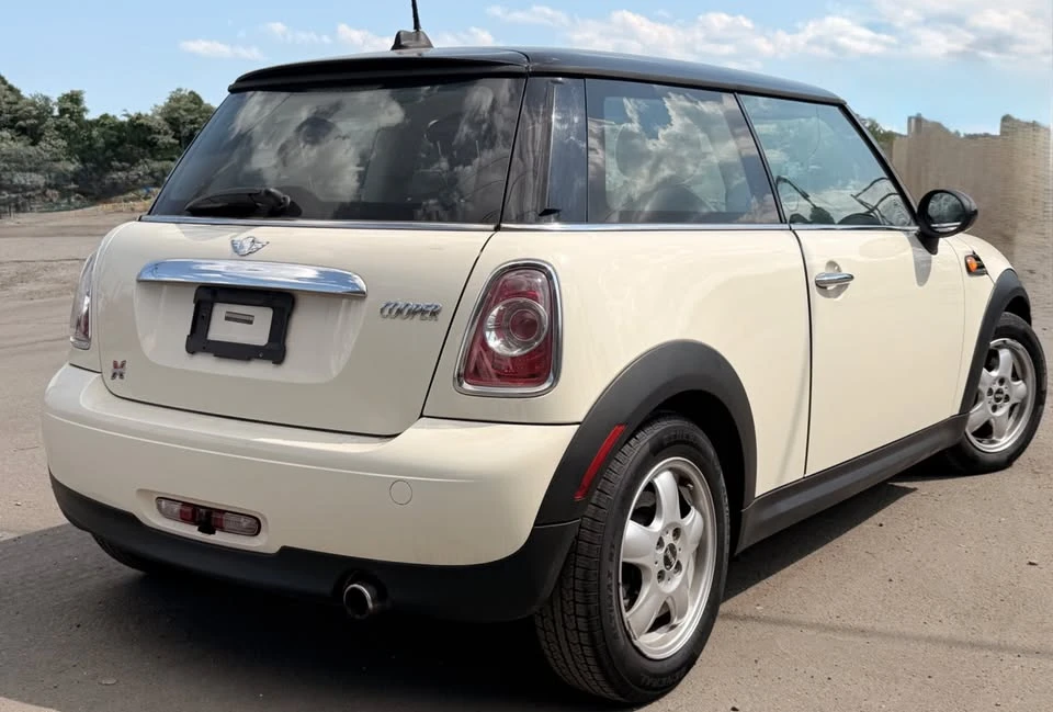 2011 Mini Mini 2nd Gen - Image 9 of 20