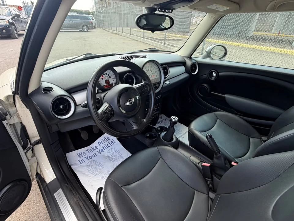 2011 Mini Mini 2nd Gen - Image 15 of 20