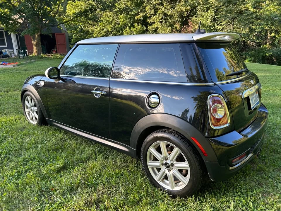 2011 Mini Mini 2nd Gen - Image 3 of 16