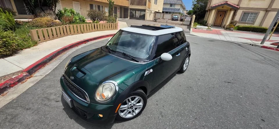 2011 Mini Mini 2nd Gen - Image 9 of 13