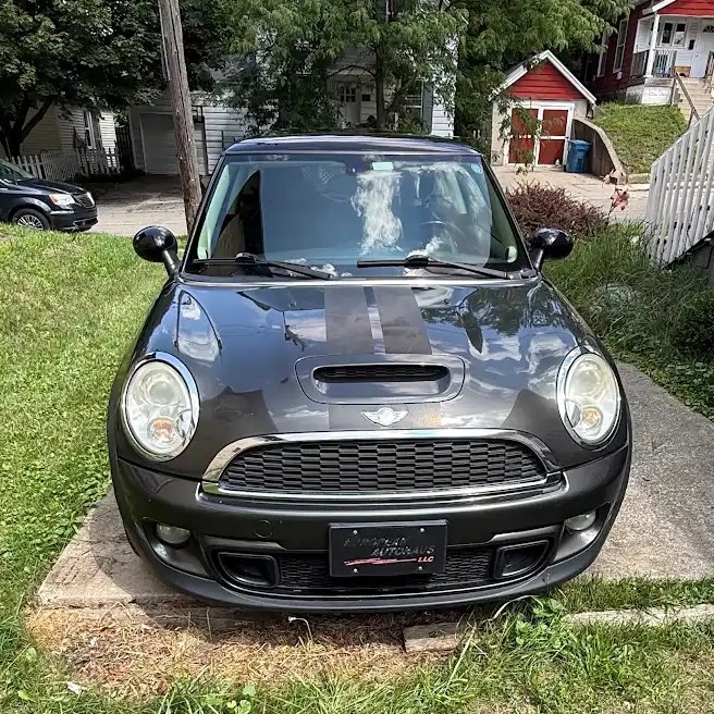 2011 Mini Mini 2nd Gen - Image 2 of 6
