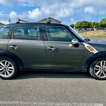 2011 MINI Countryman Classic Cooper