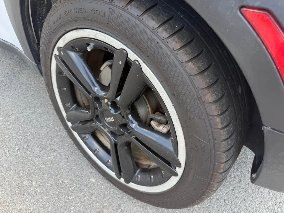 2011 Mini Countryman 1st Gen - Image 11 of 17