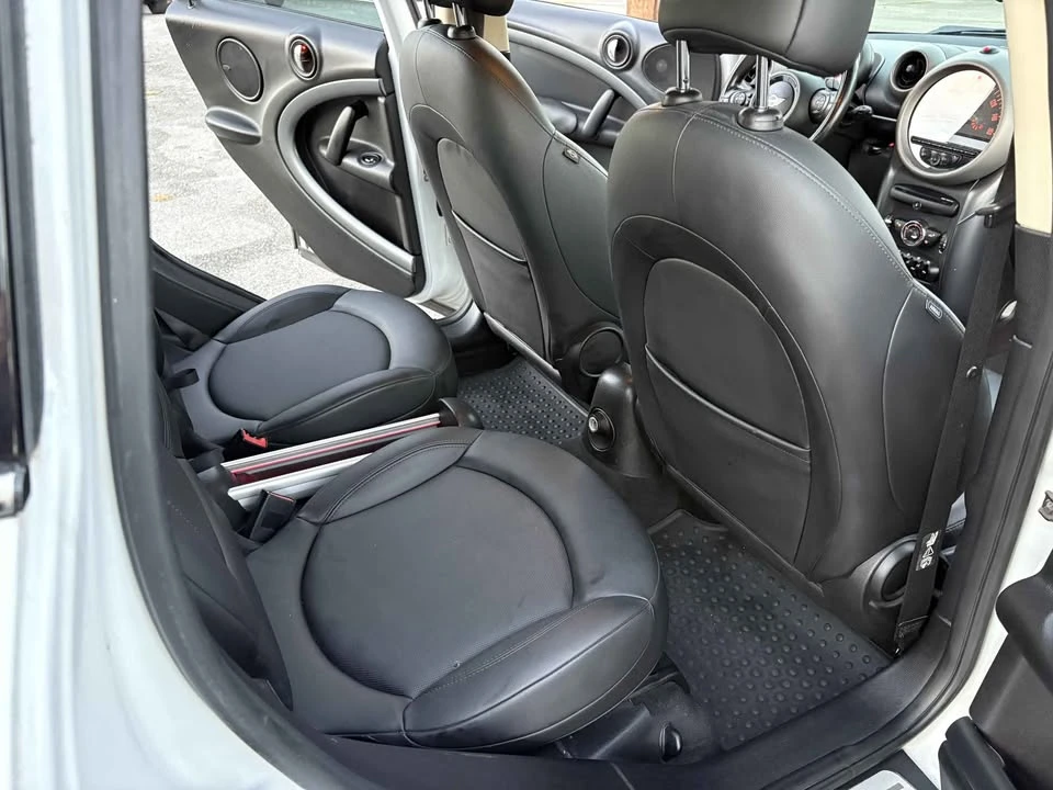2011 Mini Countryman 1st Gen - Image 11 of 18