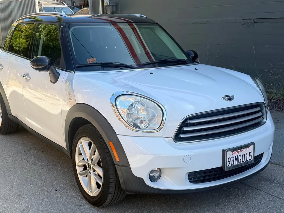 2011 Mini Countryman 1st Gen - Image 2 of 13