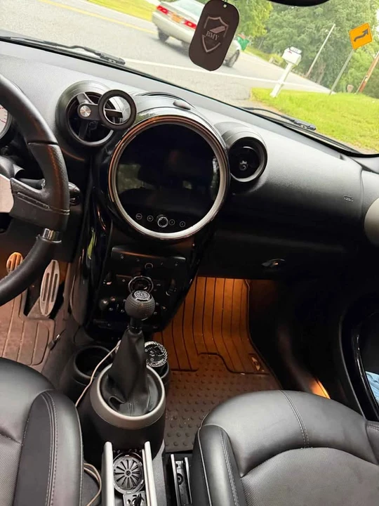 2011 Mini Countryman 1st Gen - Image 14 of 16