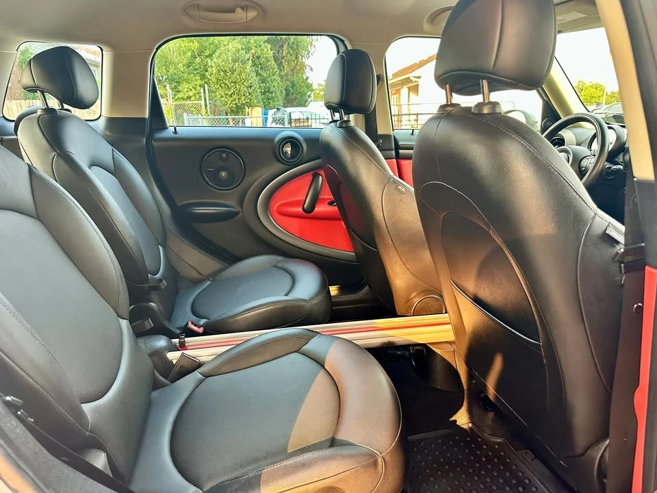 2011 Mini Countryman 1st Gen - Image 11 of 15
