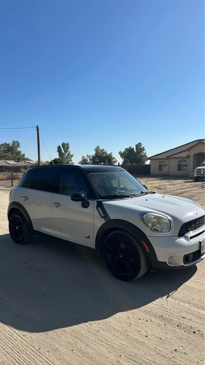 2011 Mini Countryman 1st Gen - Image 2 of 11