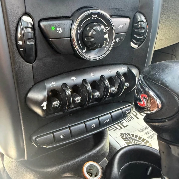 2011 Mini Countryman 1st Gen - Image 17 of 19
