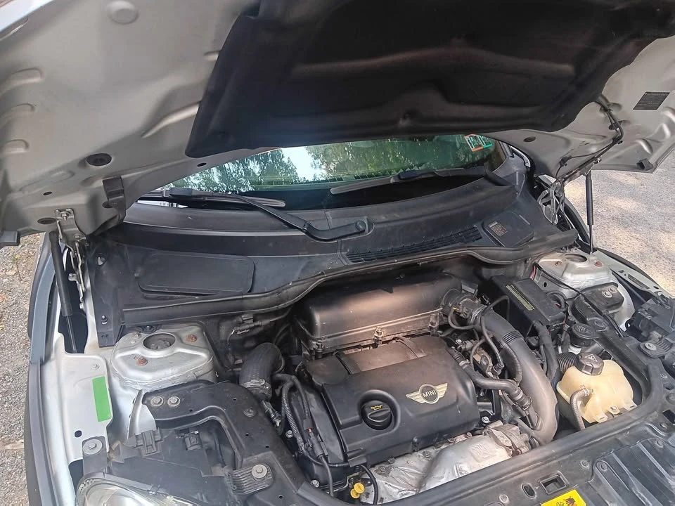 2011 Mini Countryman 1st Gen - Image 15 of 16