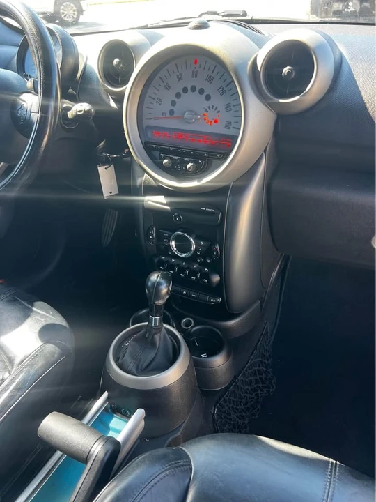 2011 Mini Countryman 1st Gen - Image 13 of 16