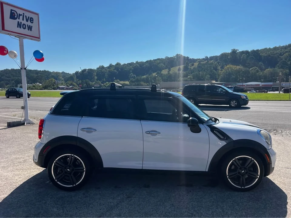 2011 Mini Countryman 1st Gen - Image 5 of 16