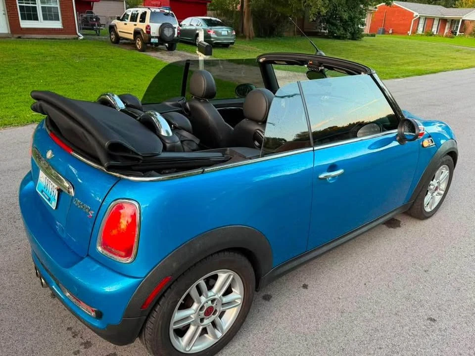 2011 Mini Modern Mini - Image 2 of 12