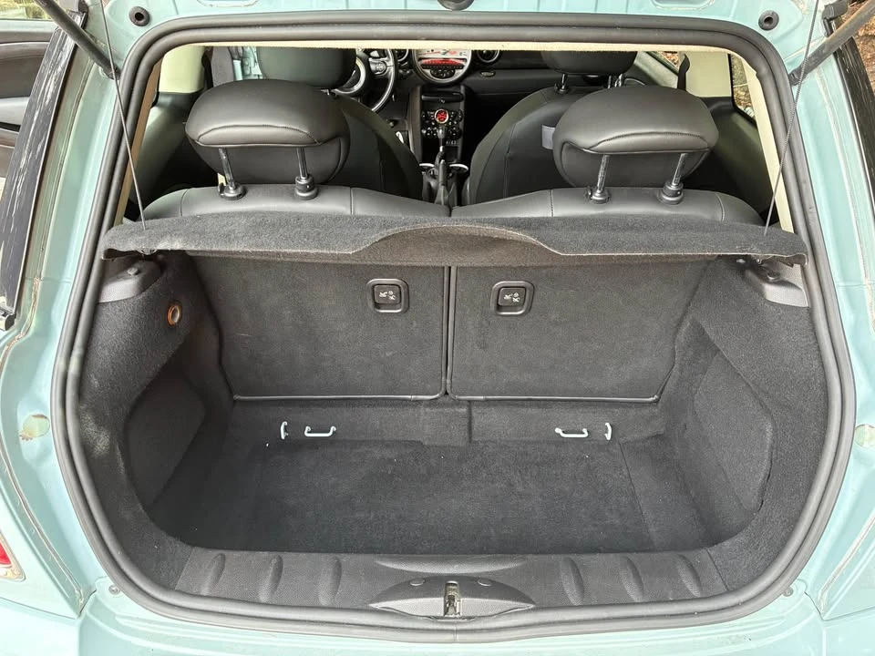 2011 Mini Modern Mini - Image 11 of 11