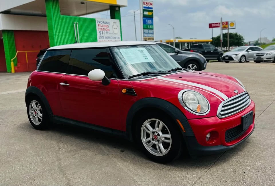 2011 Mini Mini 2nd Gen - Image 5 of 16