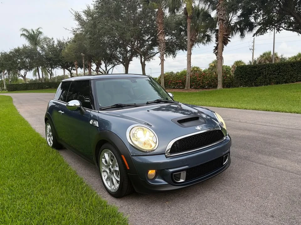 2011 Mini Mini 2nd Gen - Image 4 of 16