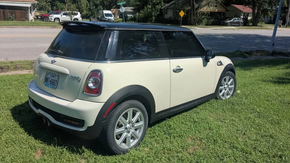 2011 Mini Mini 2nd Gen - Image 5 of 7