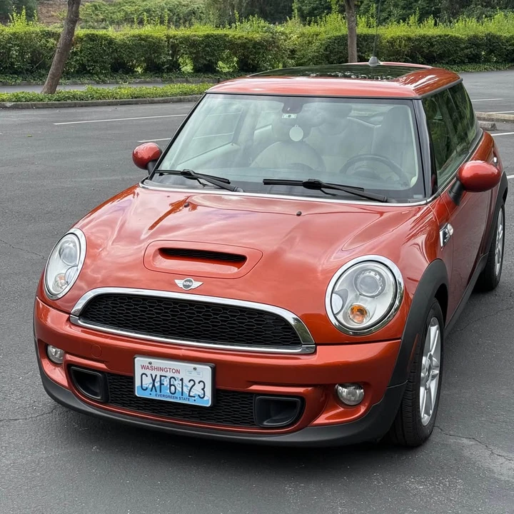 2011 Mini Mini 2nd Gen - Image 3 of 15
