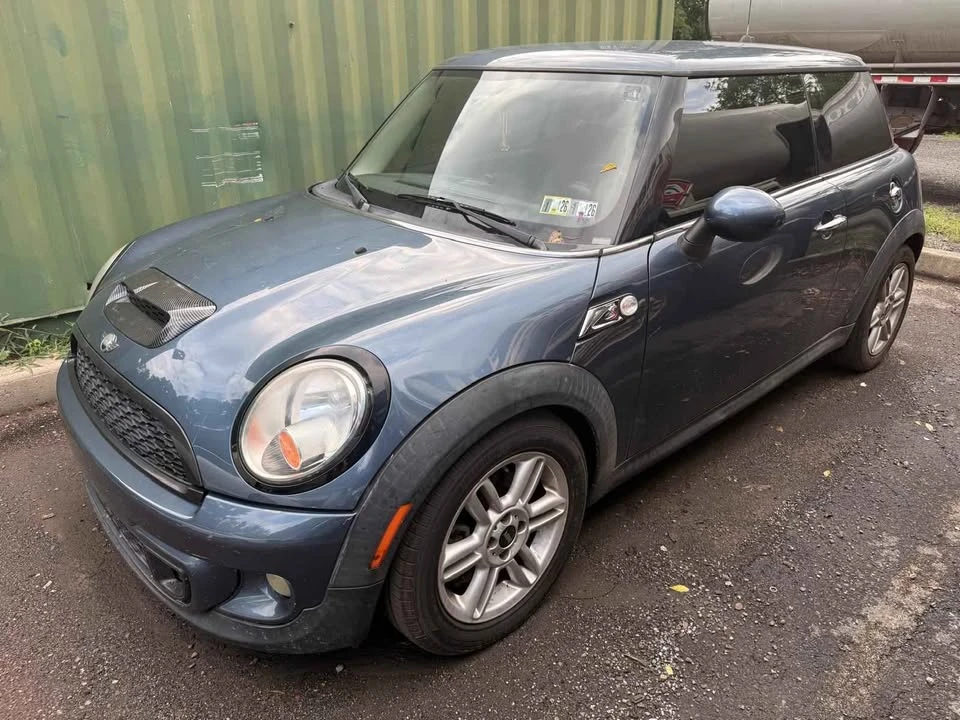 2011 Mini Mini 2nd Gen - Image 4 of 6