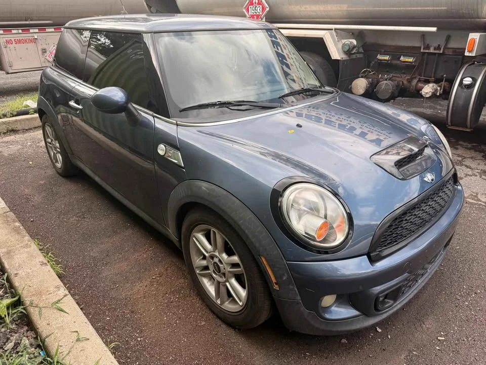 2011 Mini Mini 2nd Gen - Image 5 of 6
