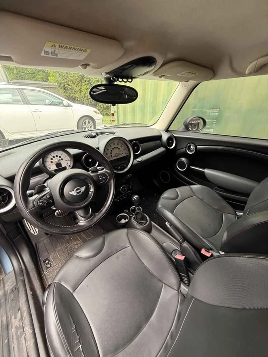 2011 Mini Mini 2nd Gen - Image 6 of 6