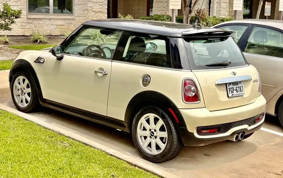 2011 MINI Cooper S Hatchback 2D
