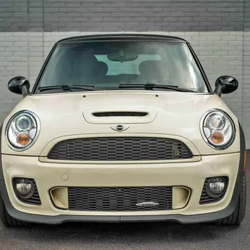 2011 MINI Hardtop 2 Door John Cooper Works Hatchback 2D