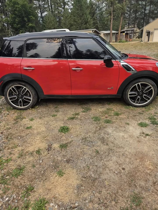 2011 Mini Mini 2nd Gen - Image 3 of 3
