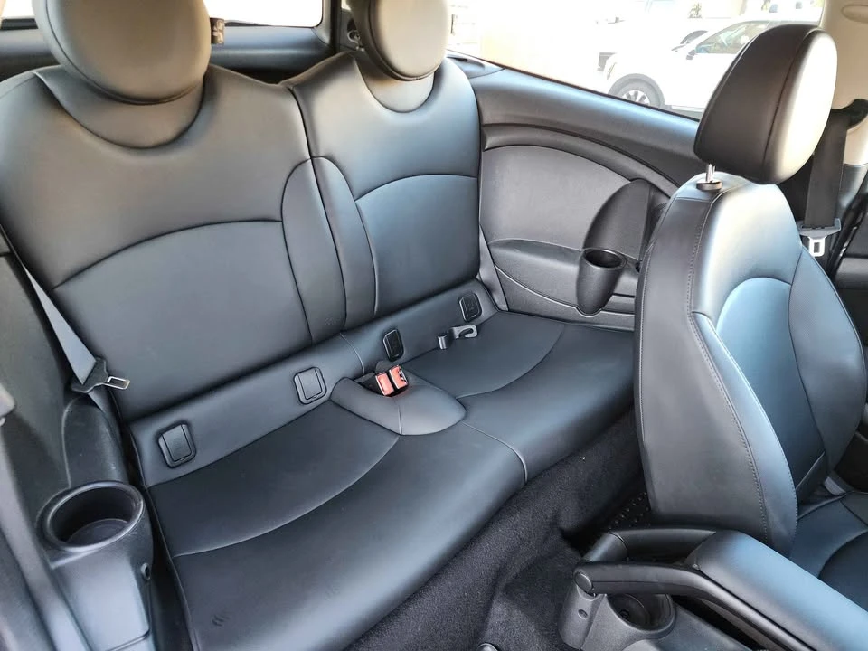 2011 Mini Clubman 1st Gen - Image 9 of 15