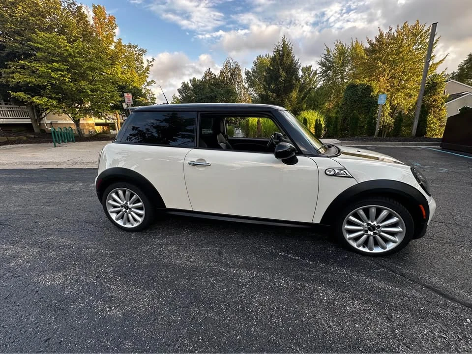 2011 Mini Mini 2nd Gen - Image 6 of 10