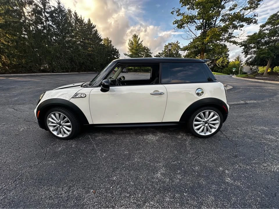 2011 Mini Mini 2nd Gen - Image 4 of 10