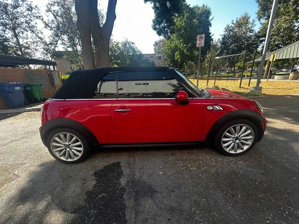 2011 Mini Mini 2nd Gen - Image 2 of 5