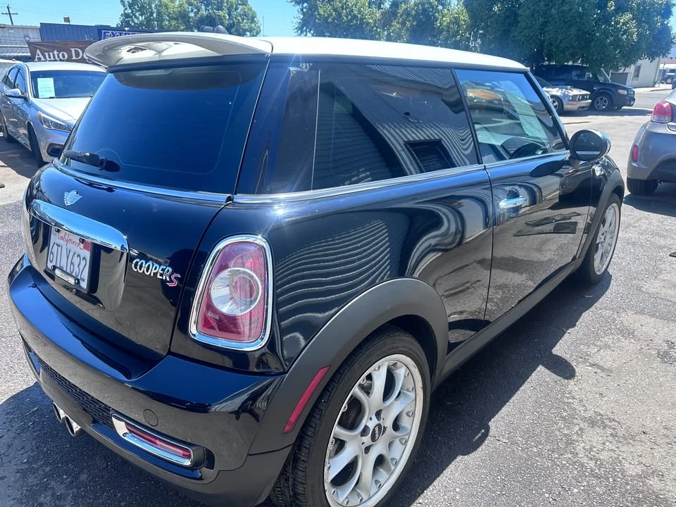 2011 Mini Mini 2nd Gen - Image 6 of 13