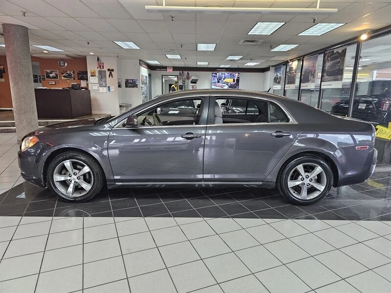 2011 Chevrolet Malibu - Image 2 of 4