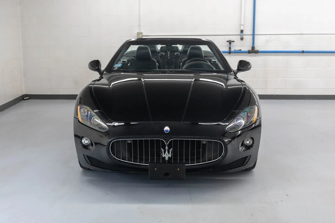 2011 Maserati GranTurismo 1st Gen - Image 15 of 31