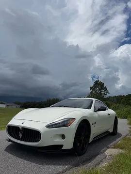 2011 Maserati Gran Turismo MC Sport Line