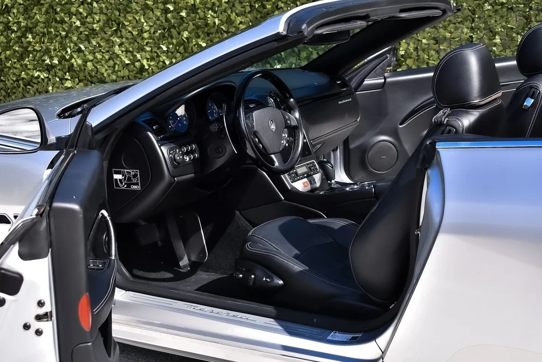 2011 Maserati GranCabrio - Image 26 of 30