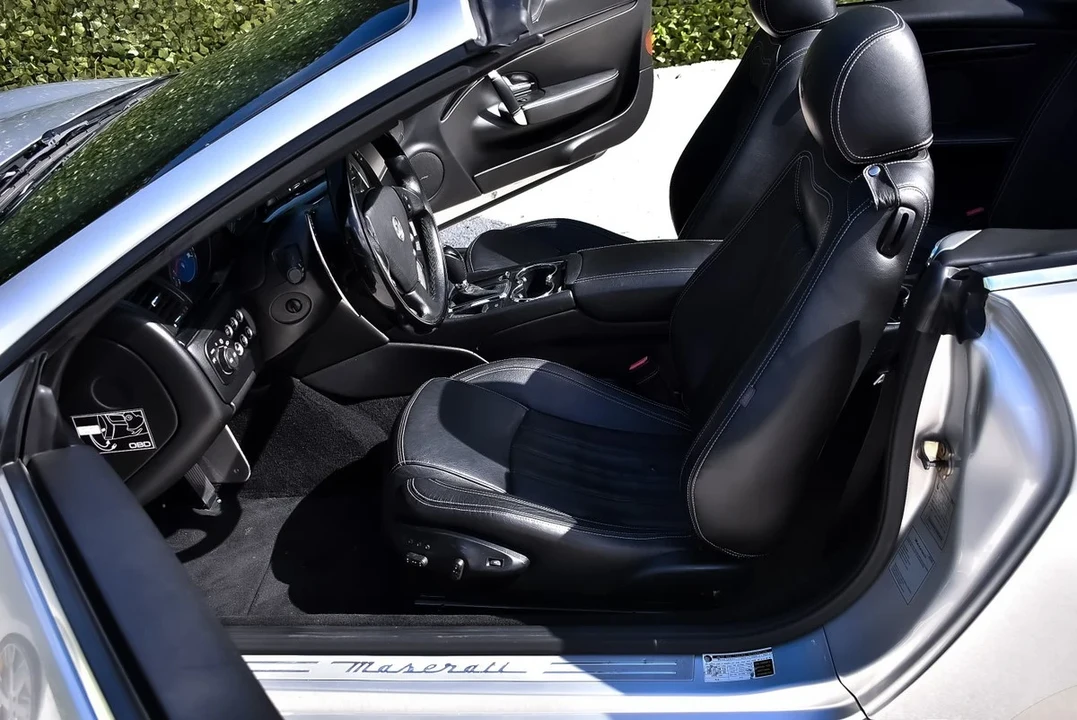 2011 Maserati GranCabrio - Image 28 of 30