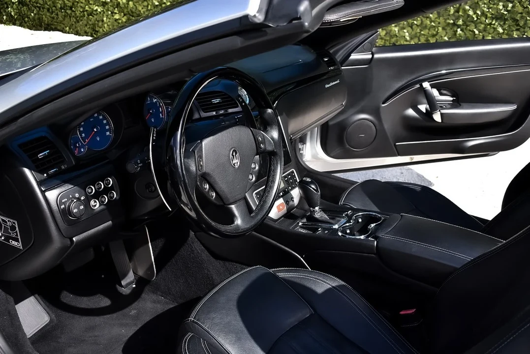 2011 Maserati GranCabrio - Image 30 of 30
