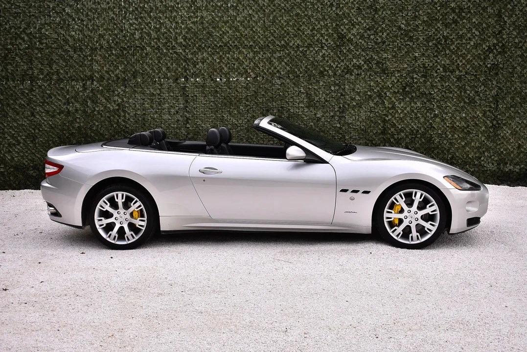 2011 Maserati GranCabrio - Image 7 of 30