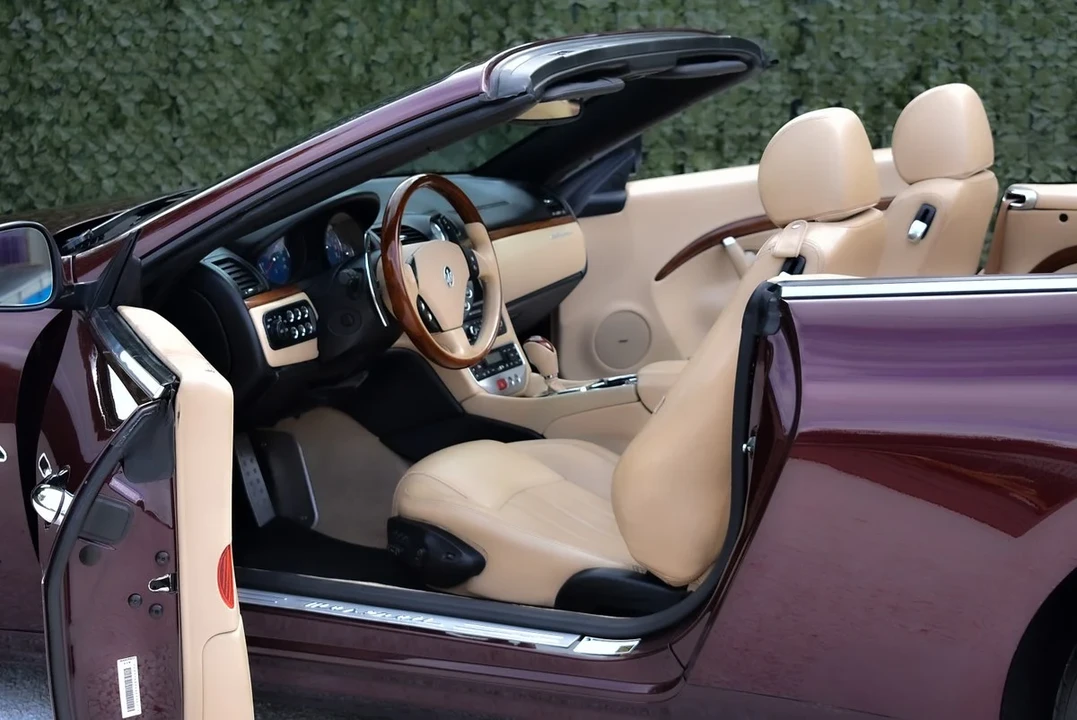 2011 Maserati GranCabrio - Image 20 of 30