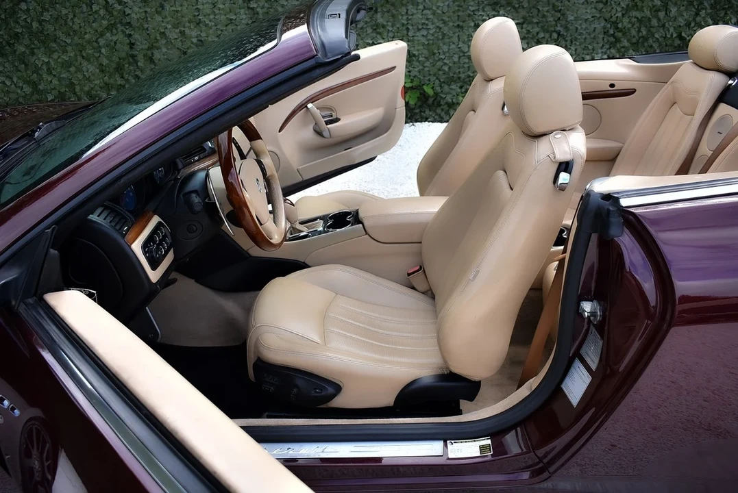 2011 Maserati GranCabrio - Image 22 of 30