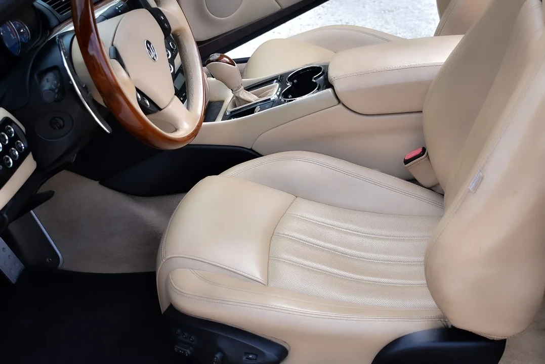 2011 Maserati GranCabrio - Image 23 of 30