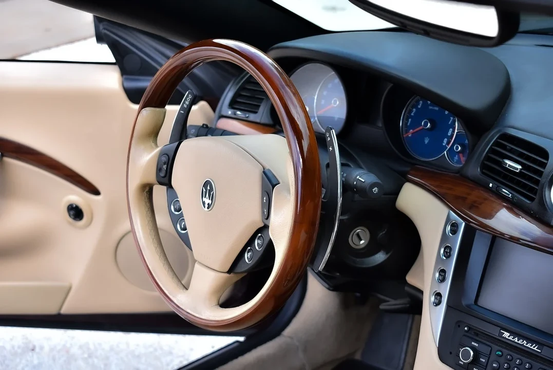 2011 Maserati GranCabrio - Image 30 of 30
