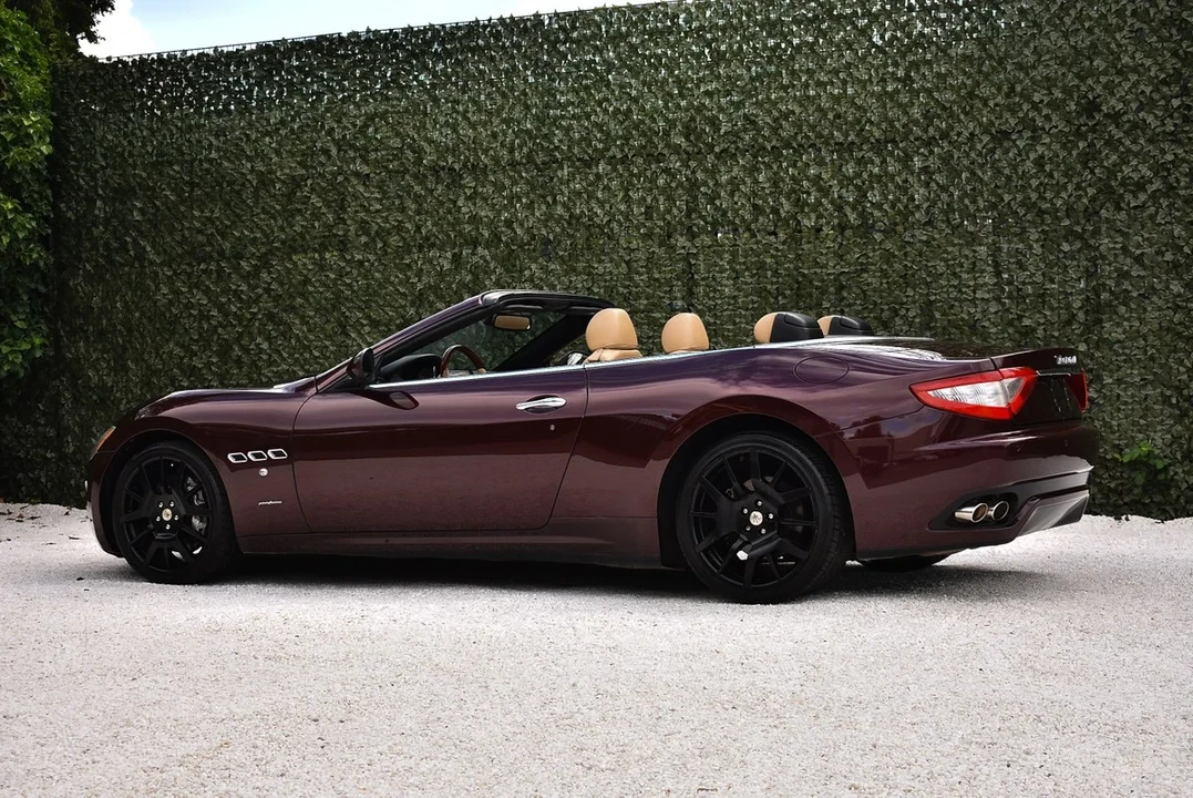 2011 Maserati GranCabrio - Image 14 of 30