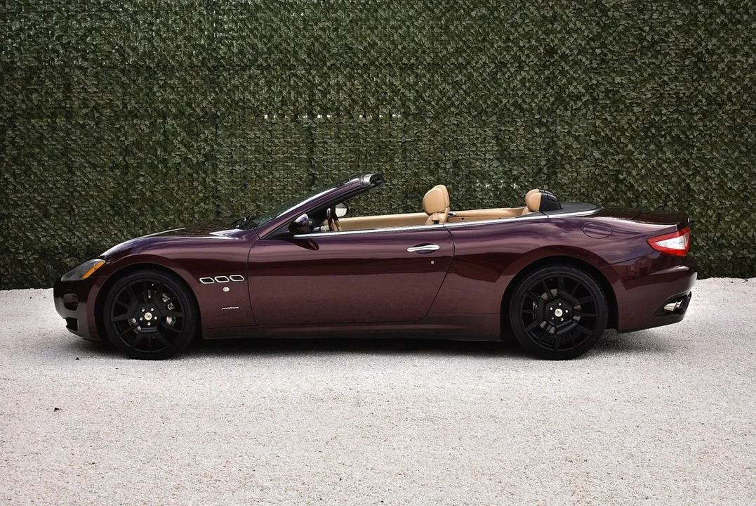 2011 Maserati GranCabrio - Image 15 of 30