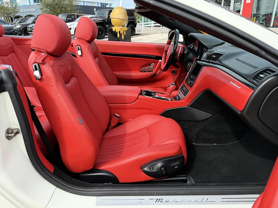 2011 Maserati GranTurismo 1st Gen - Image 21 of 31