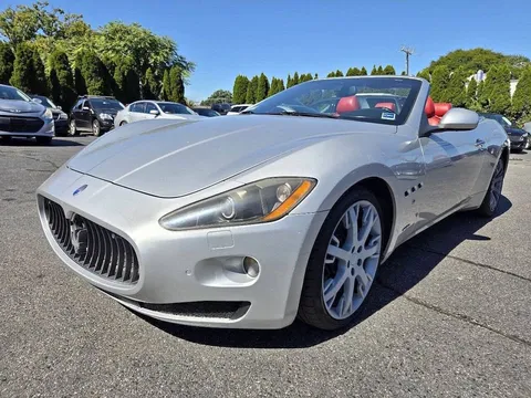 2011 Maserati GranTurismo Base 2dr Convertible