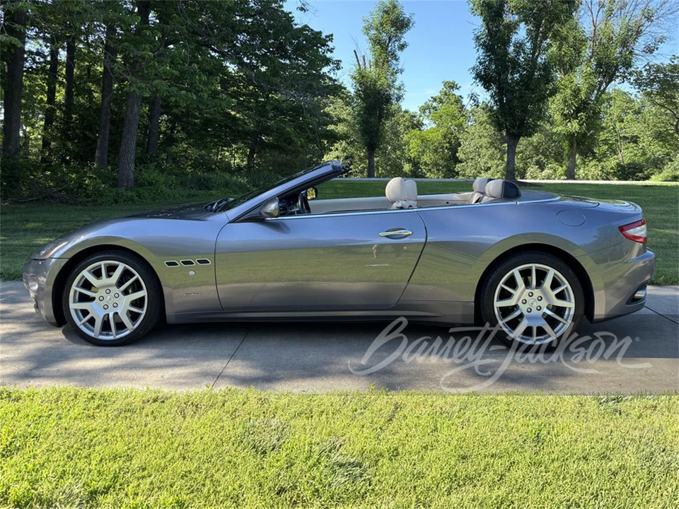 2011 Maserati GranTurismo 1st Gen - Image 2 of 5